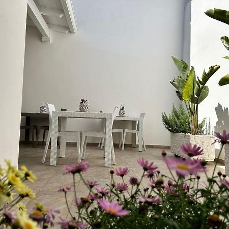 B&B Marale Porto Cesareo Exterior photo